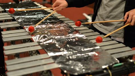 online glockenspiel|BBC Music .